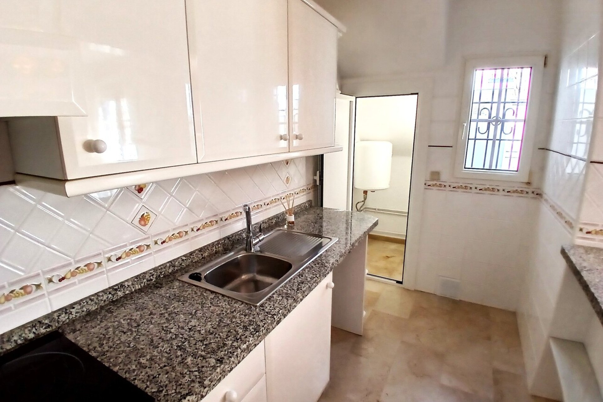 Resale - Bungalow -
Villamartin - Costa Blanca