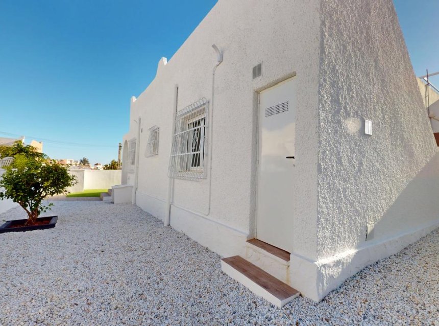 Resale - Bungalow -
Villamartin - Costa Blanca