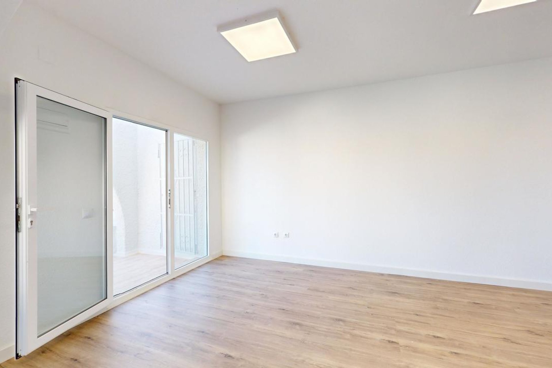 Resale - Bungalow -
Villamartin - Costa Blanca