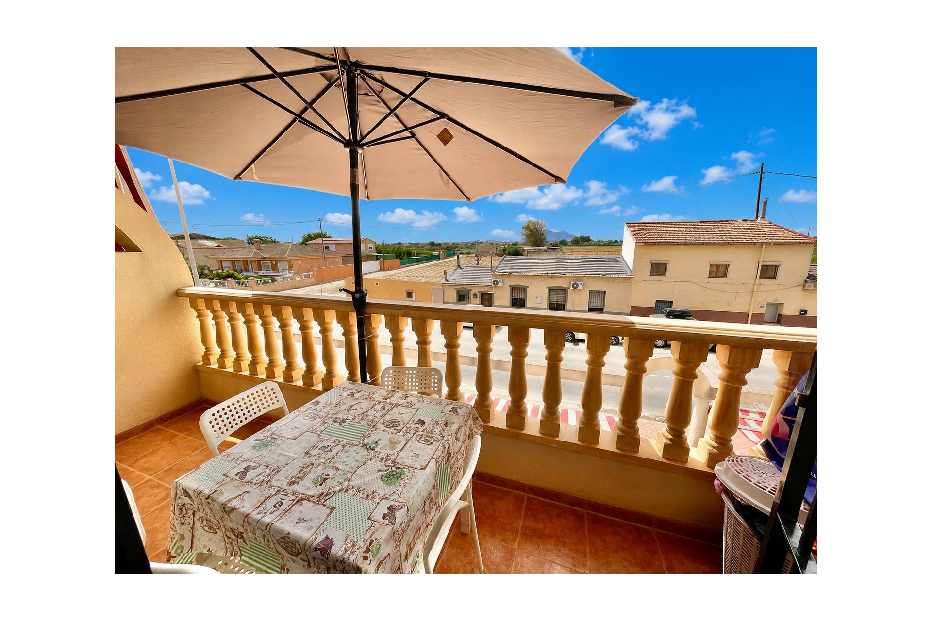 Resale - Duplex -
Daya Nueva - Costa Blanca