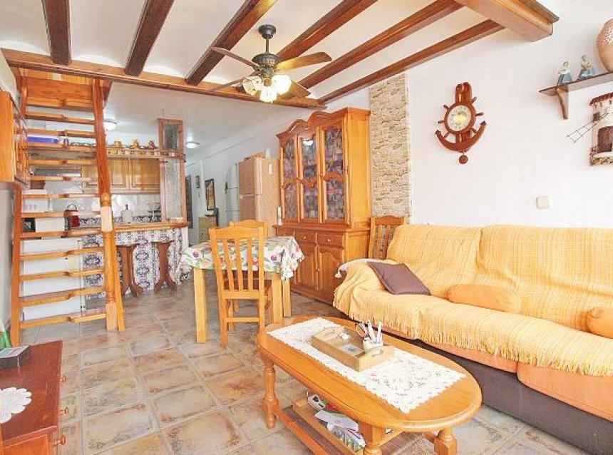 Resale - Duplex -
Guardamar del Segura - Benamor