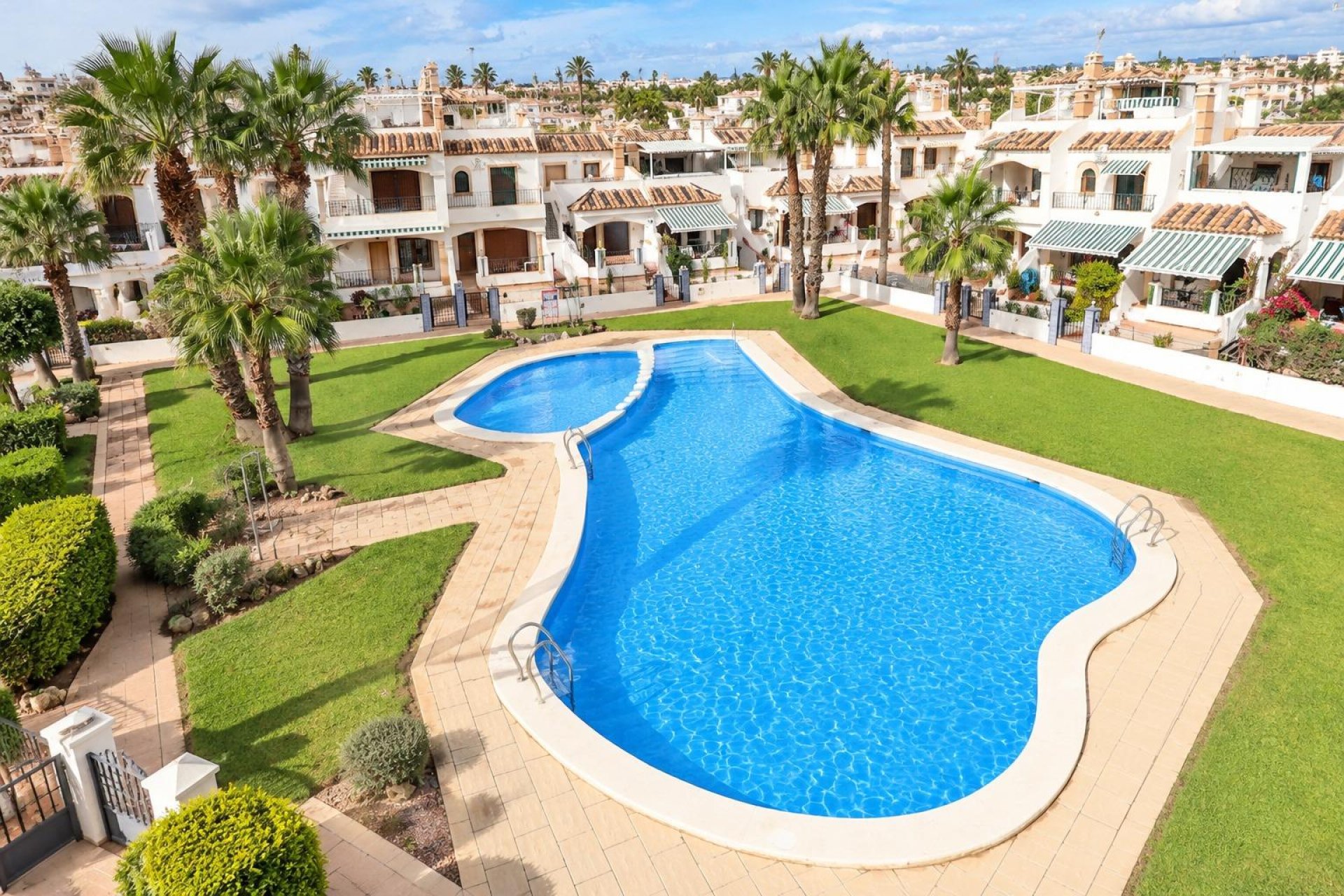Resale - Duplex -
Orihuela Costa - Costa Blanca