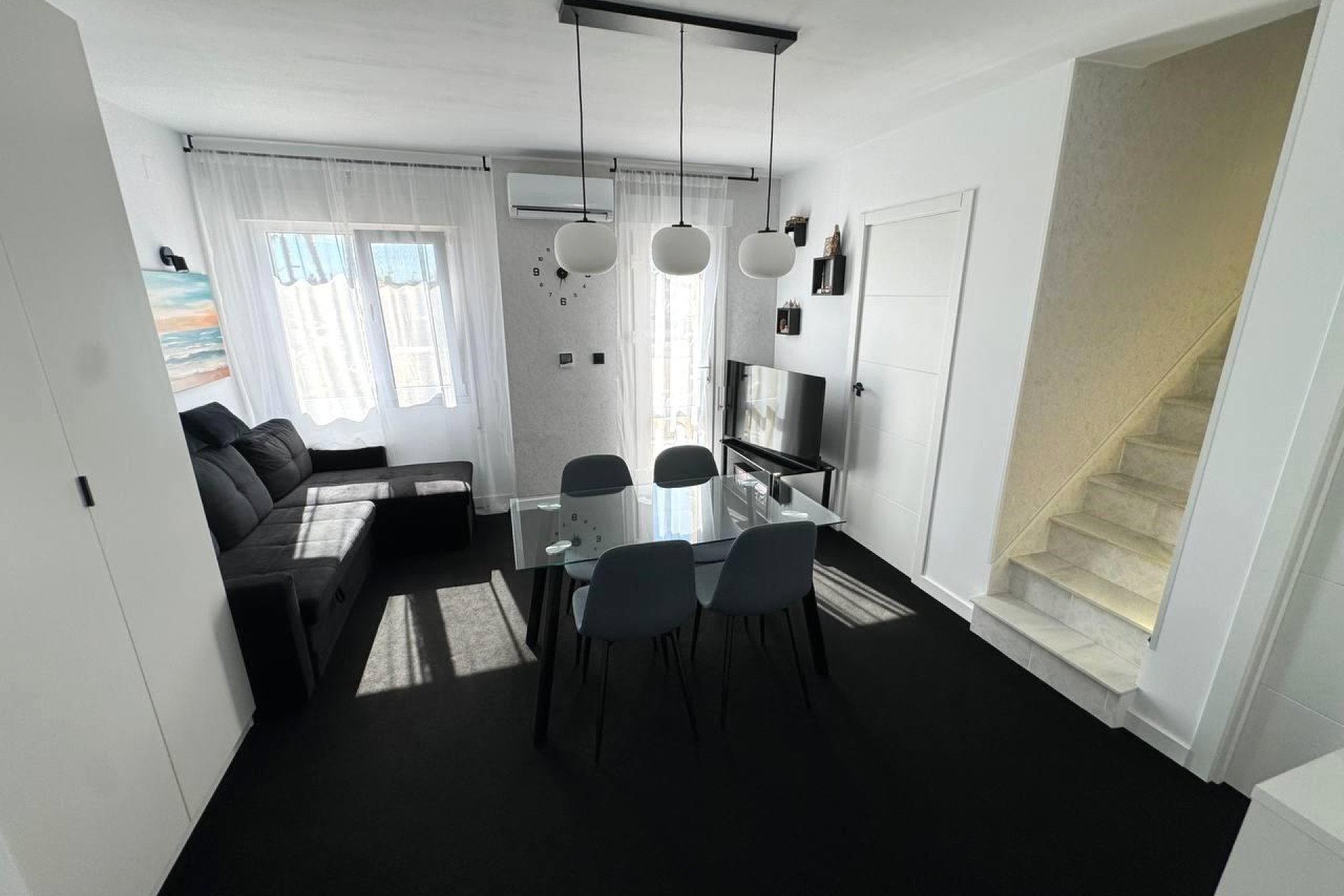 Resale - Duplex -
Torrevieja - Carrefour