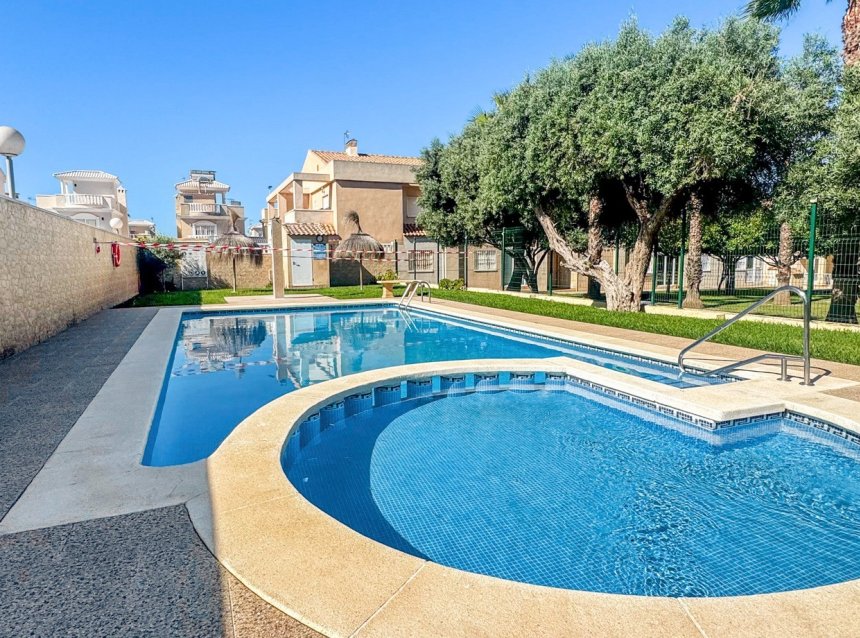 Resale - Duplex -
Torrevieja - Costa Blanca