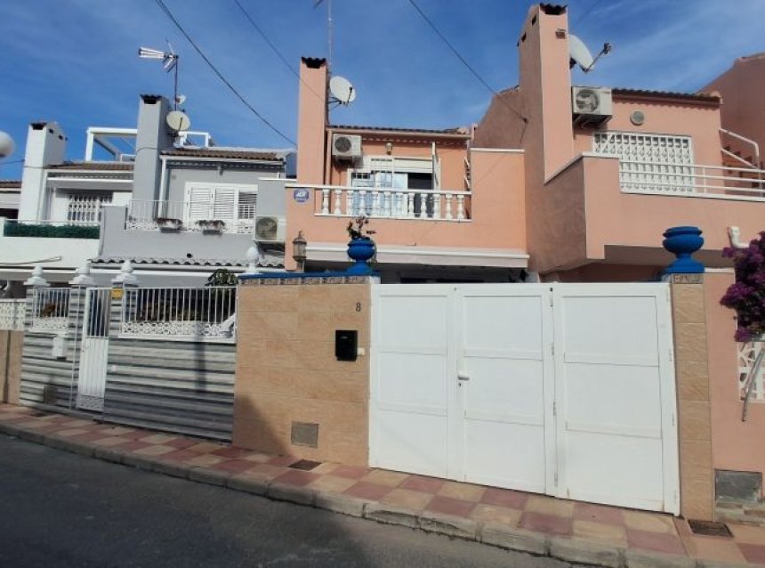 Resale - Duplex -
Torrevieja - Costa Blanca