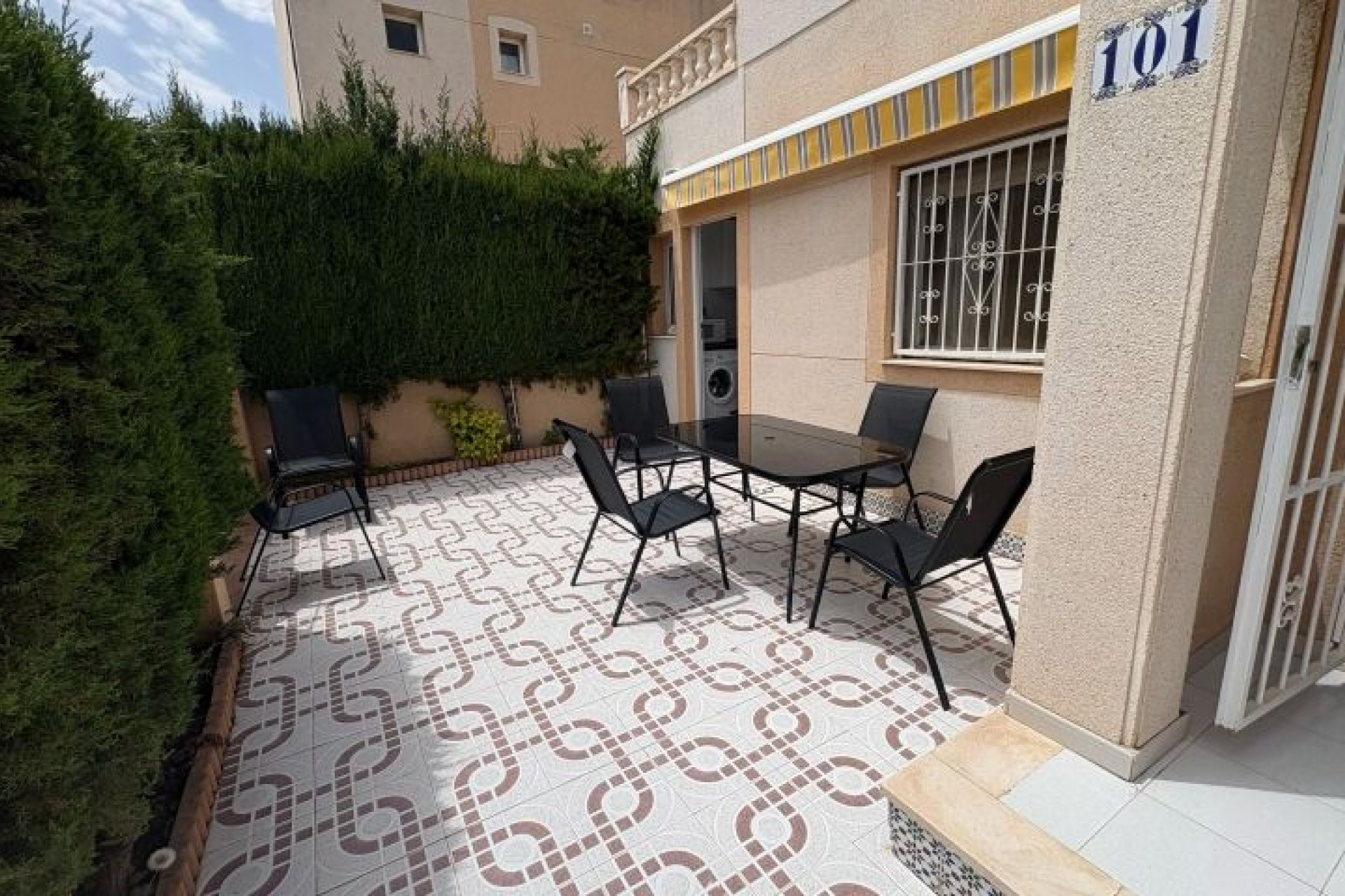 Resale - Duplex -
Torrevieja - Costa Blanca
