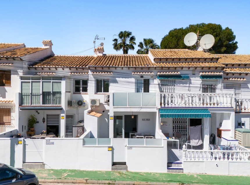 Resale - Duplex -
Torrevieja - Costa Blanca