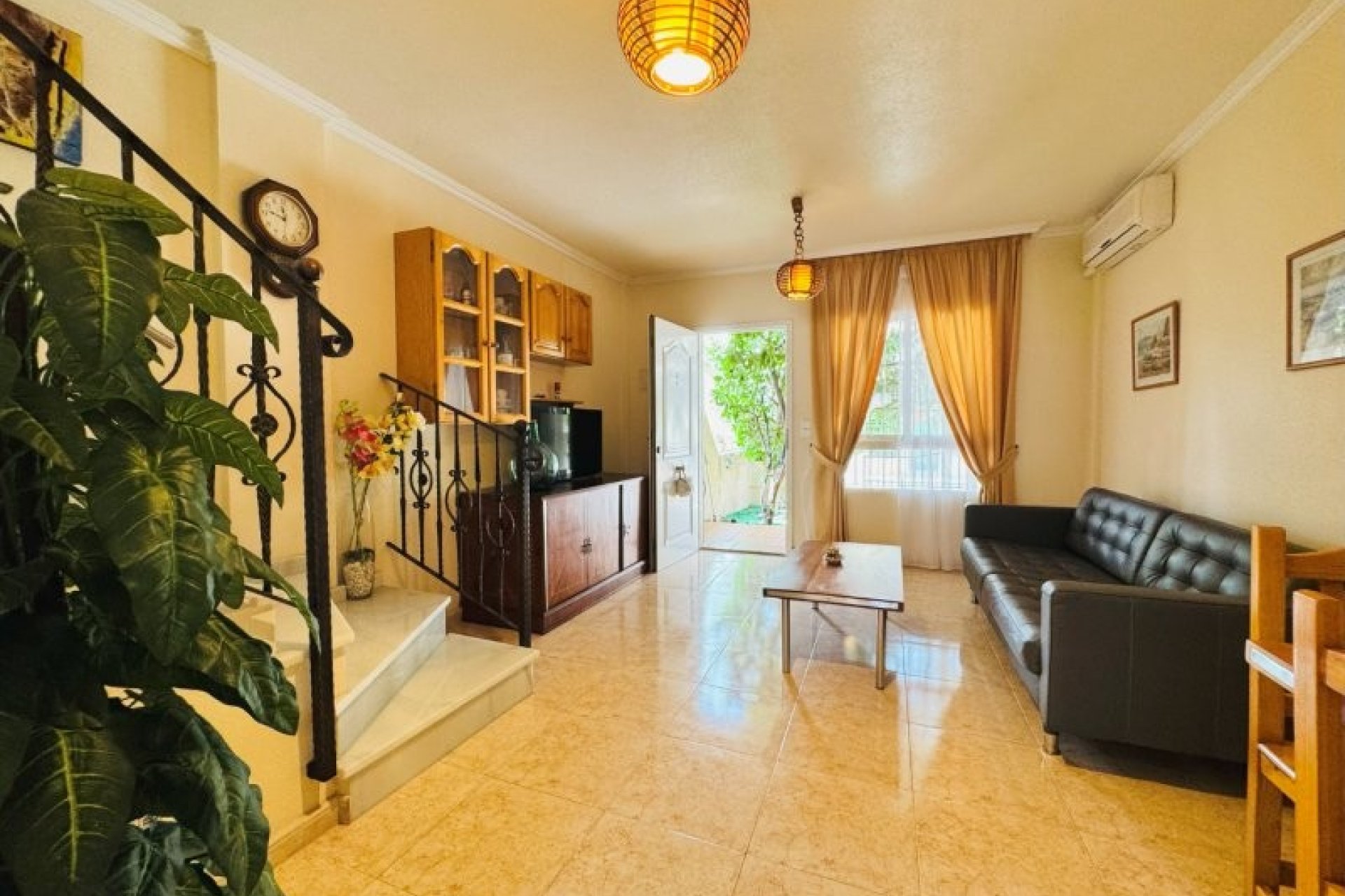 Resale - Duplex -
Torrevieja - Costa Blanca