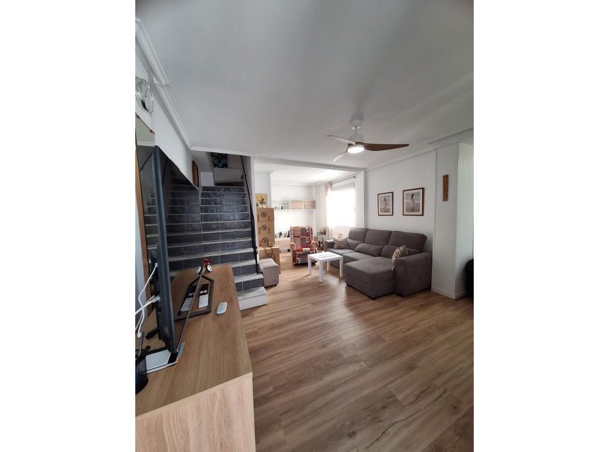 Resale - Duplex -
Torrevieja - Habaneras