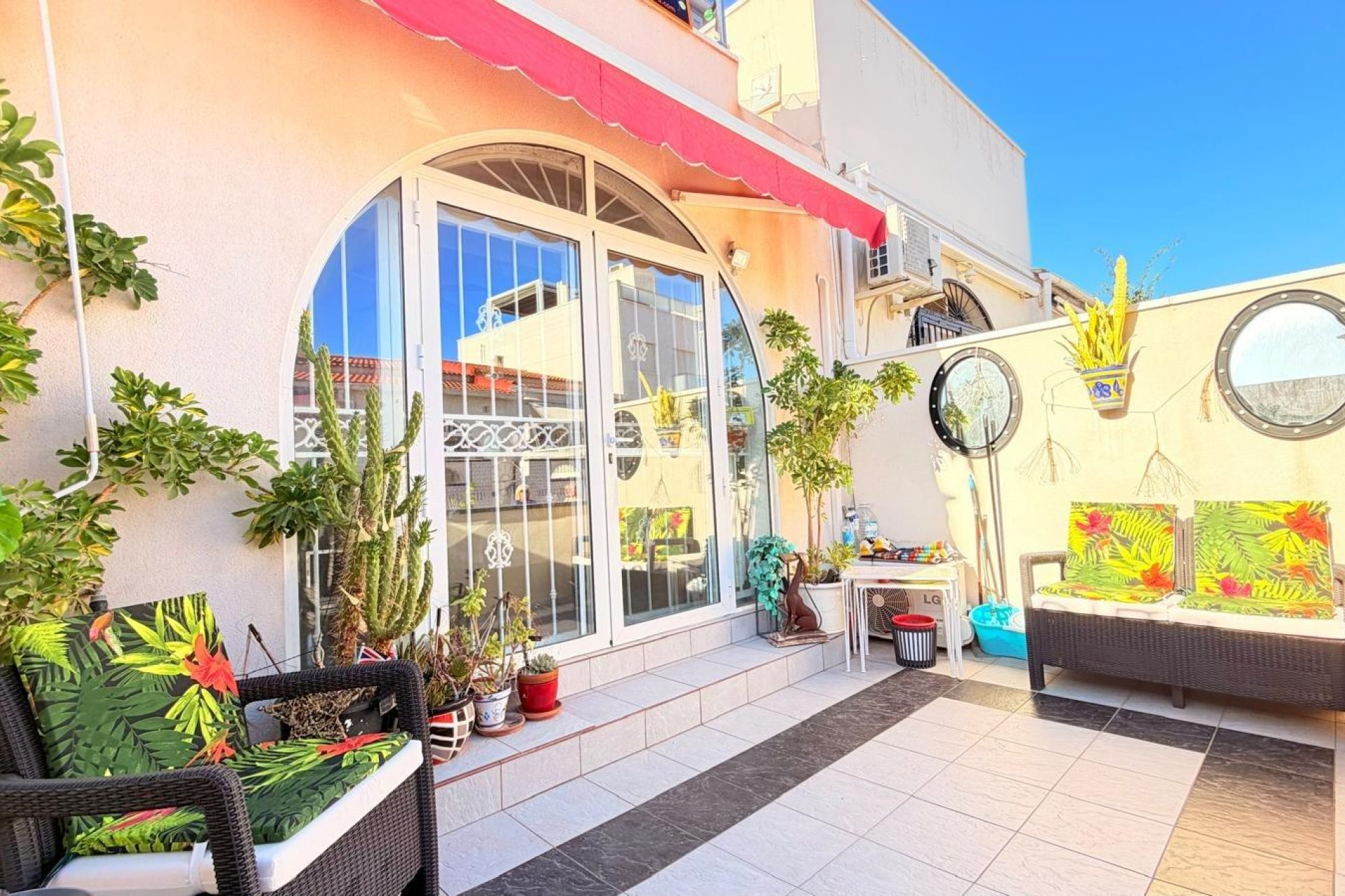 Resale - Duplex -
Torrevieja - La Siesta - El Salado - Torreta