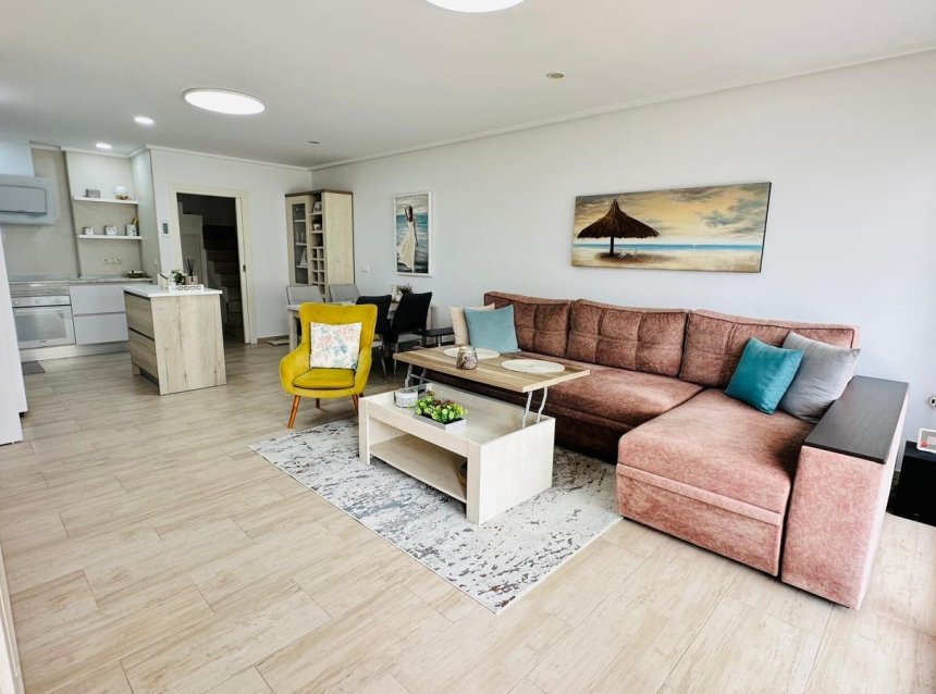 Resale - Duplex -
Torrevieja - La Siesta