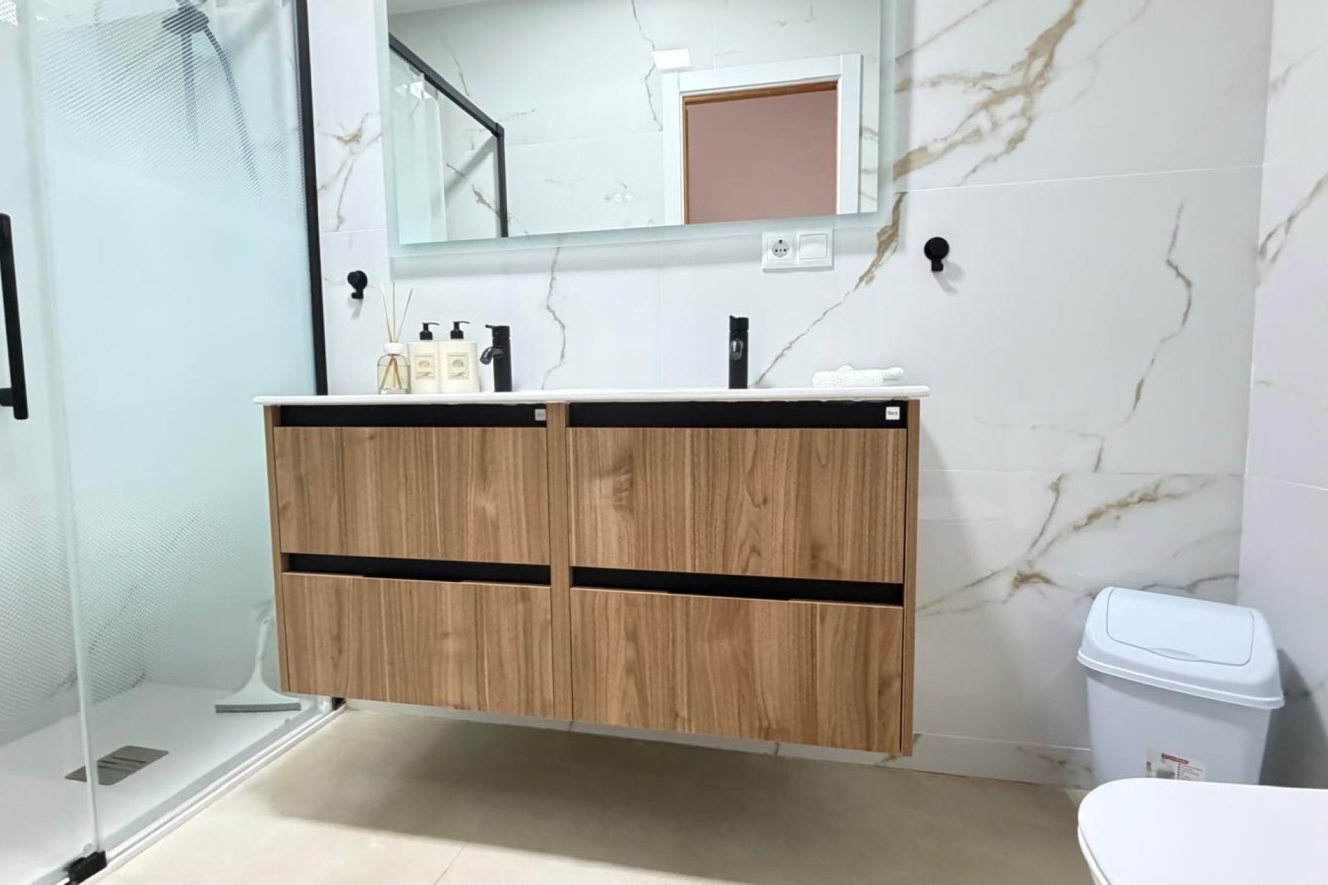 Resale - Duplex -
Torrevieja - Playa De Los Naufragos