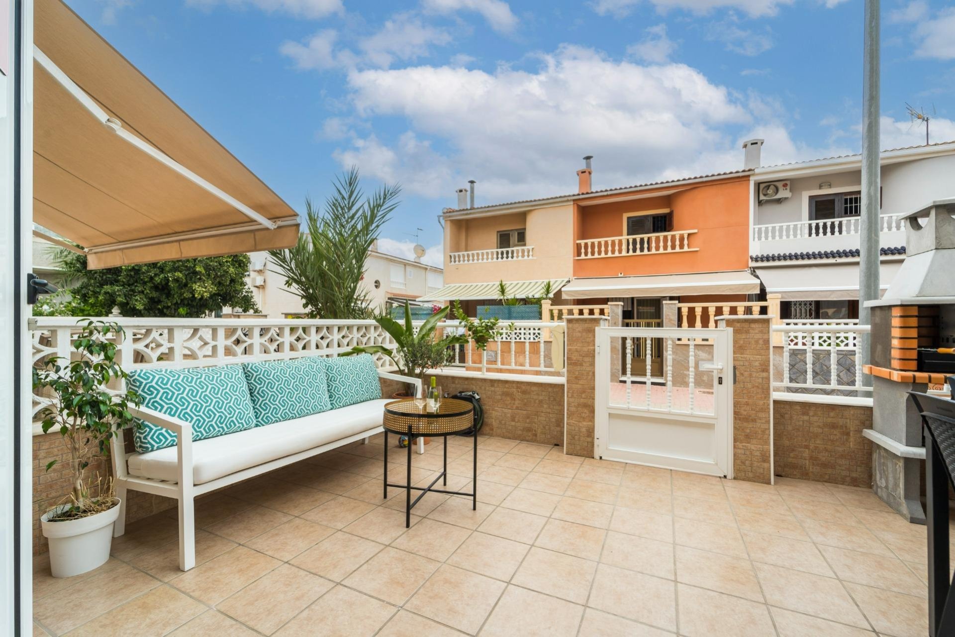 Resale - Duplex -
Torrevieja - Playa De Los Naufragos