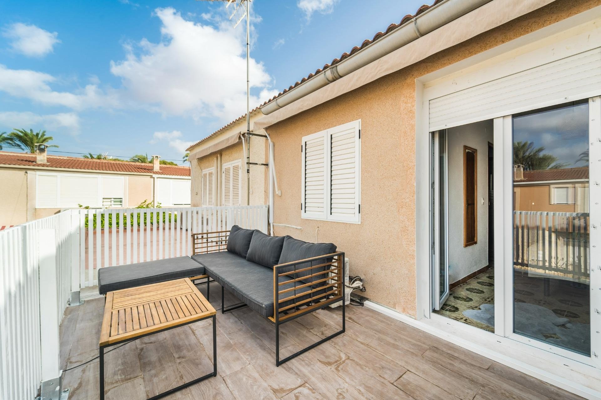 Resale - Duplex -
Torrevieja - Playa De Los Naufragos