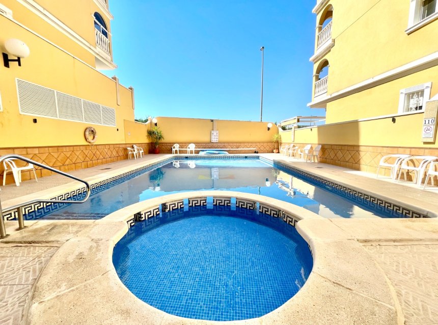 Resale - Penthouse -
Algorfa - Inland