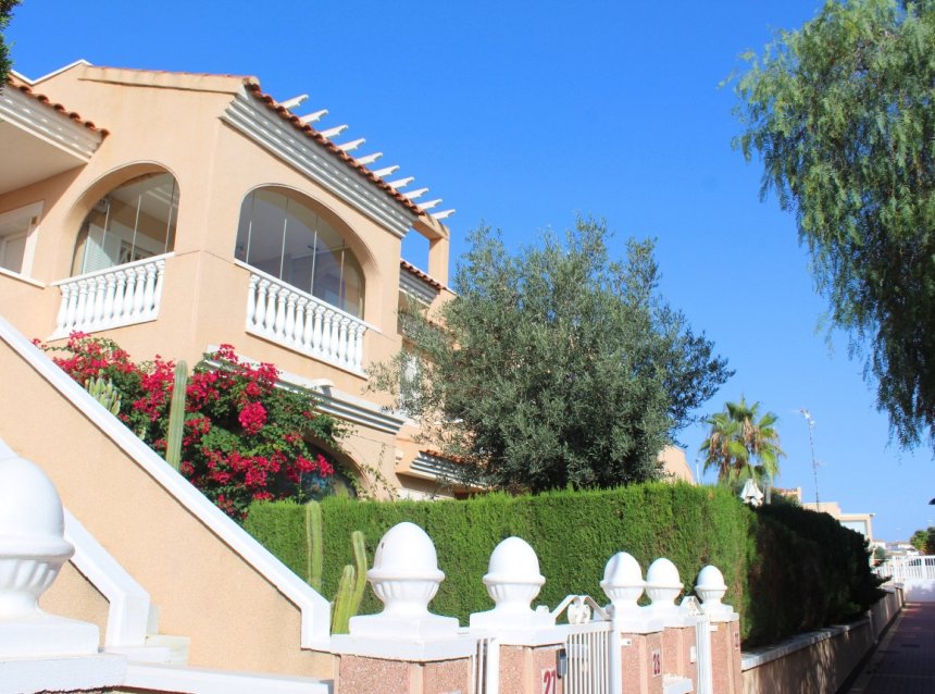 Resale - Penthouse -
Orihuela Costa - Costa Blanca