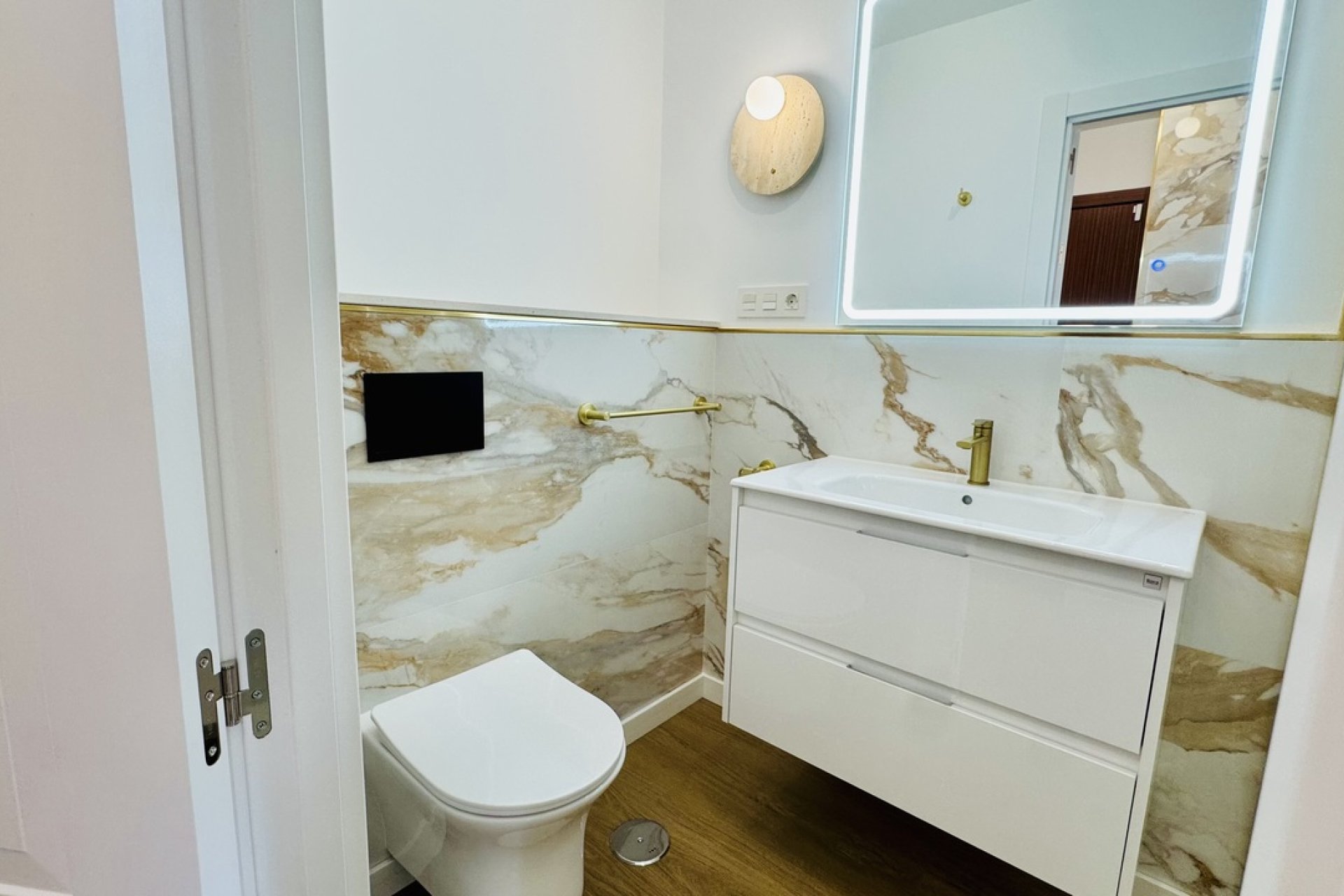 Resale - Penthouse -
Punta Prima - Costa Blanca