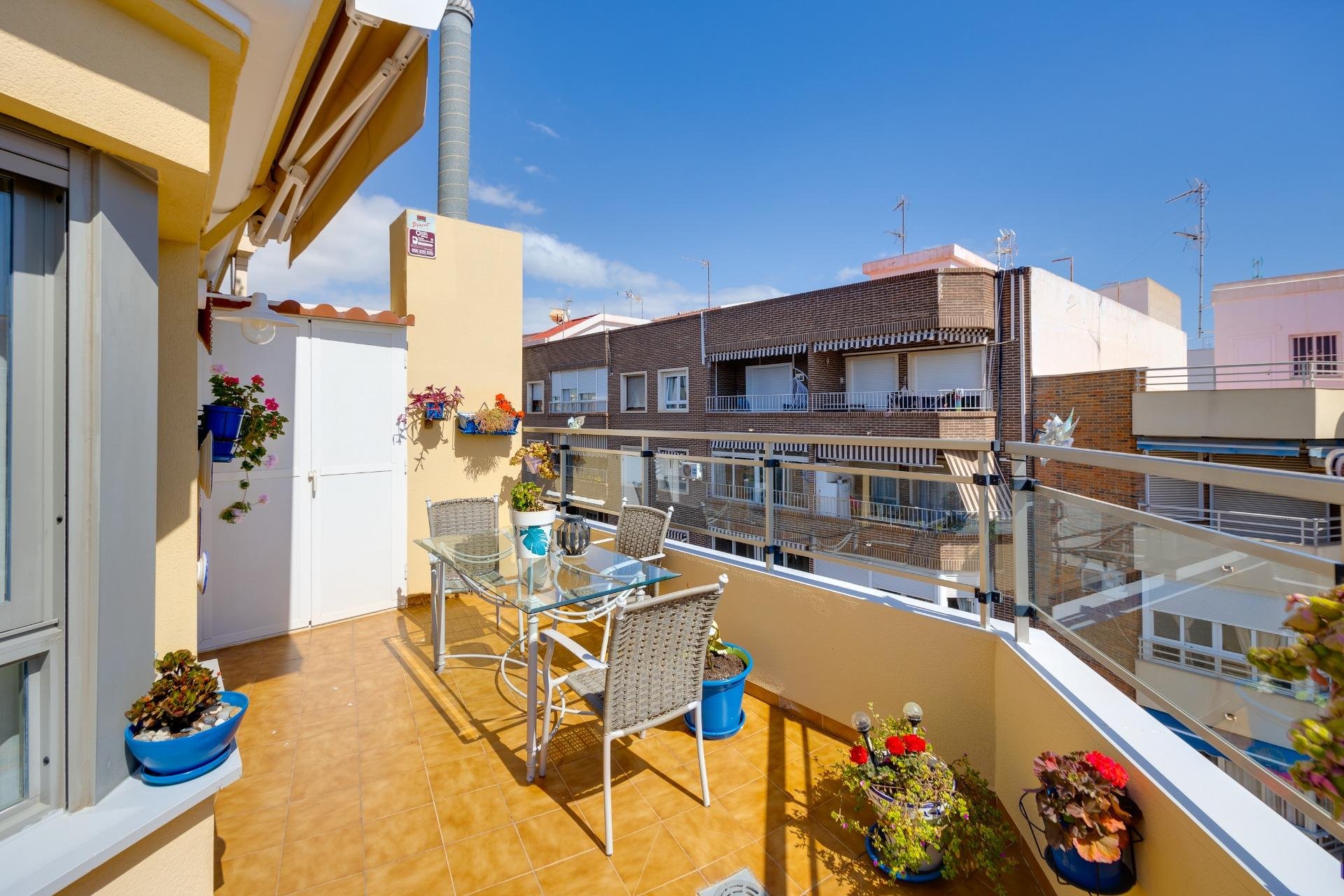 Resale - Penthouse -
Torrevieja - Centro