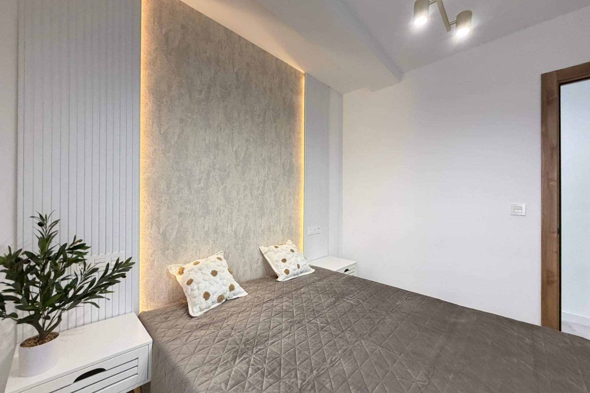 Resale - Penthouse -
Torrevieja - Estacion De Autobuses