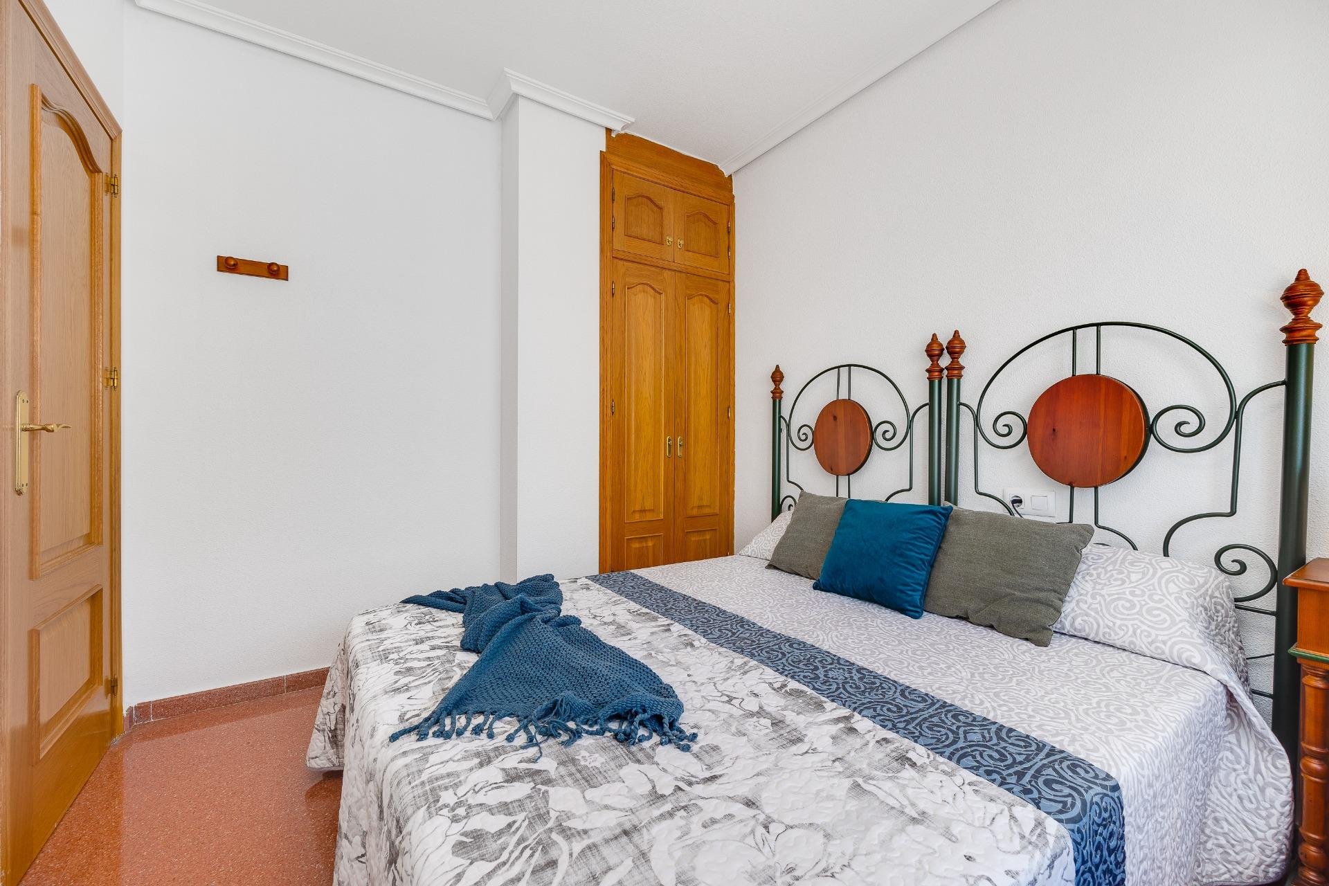 Resale - Penthouse -
Torrevieja - Paseo Maritimo