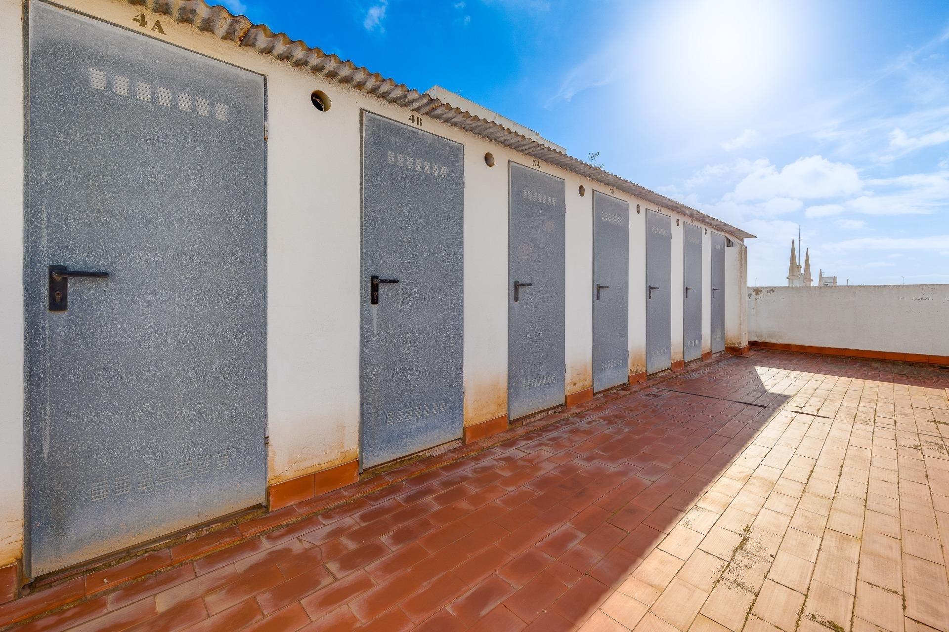 Resale - Penthouse -
Torrevieja - Paseo Maritimo
