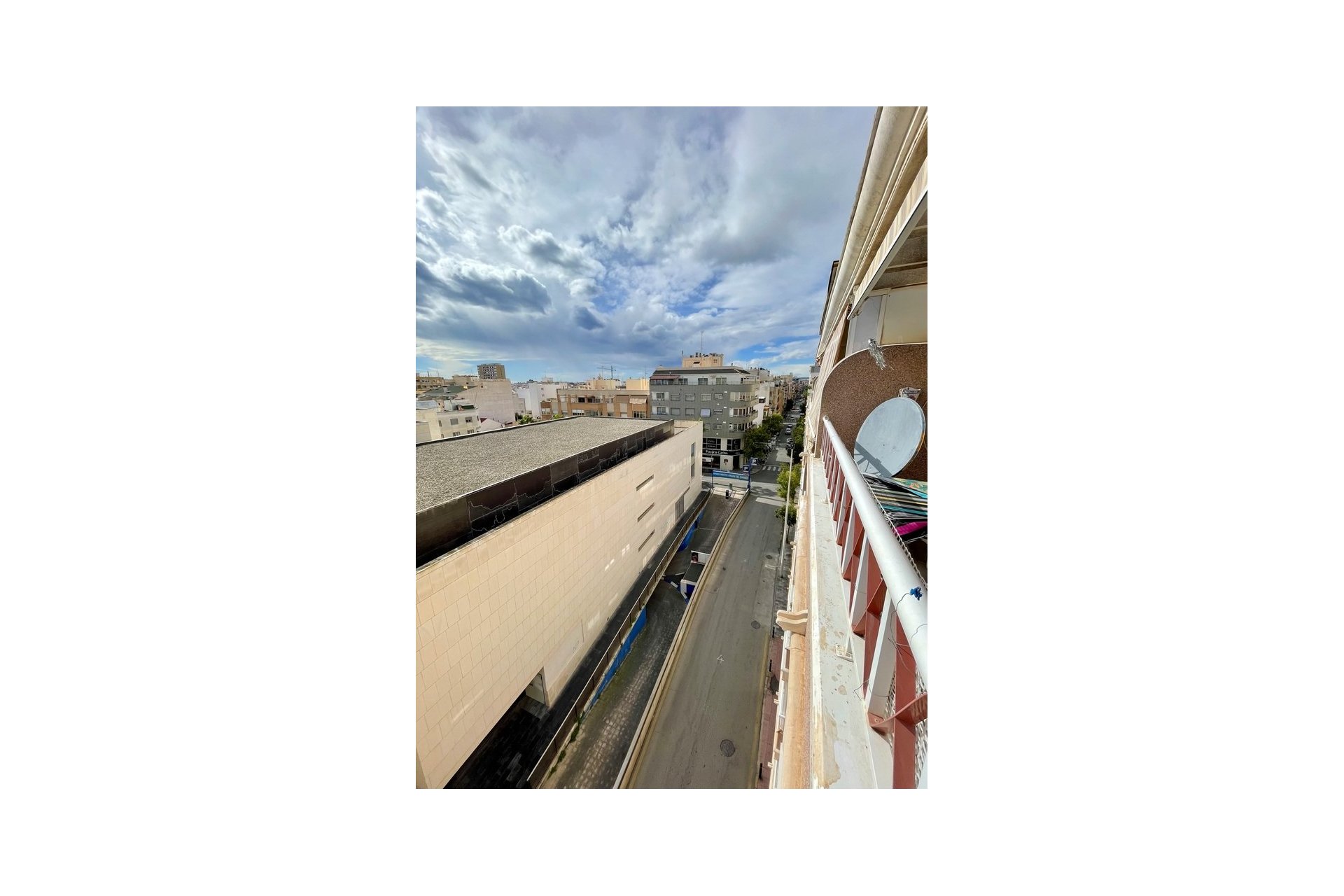 Resale - Penthouse -
Torrevieja - Playa de cura