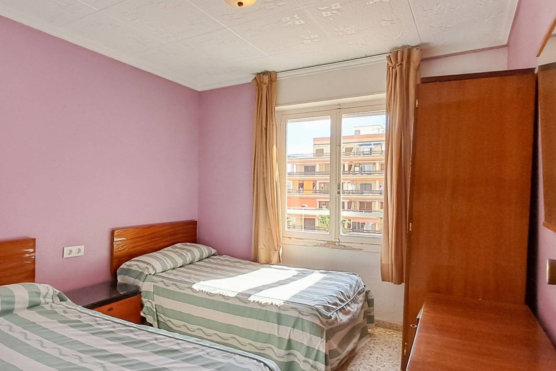 Resale - Penthouse -
Torrevieja - Playa De Los Naufragos