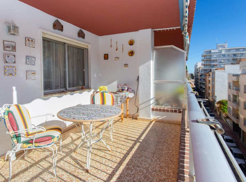 Resale - Penthouse -
Torrevieja - Playa del Cura
