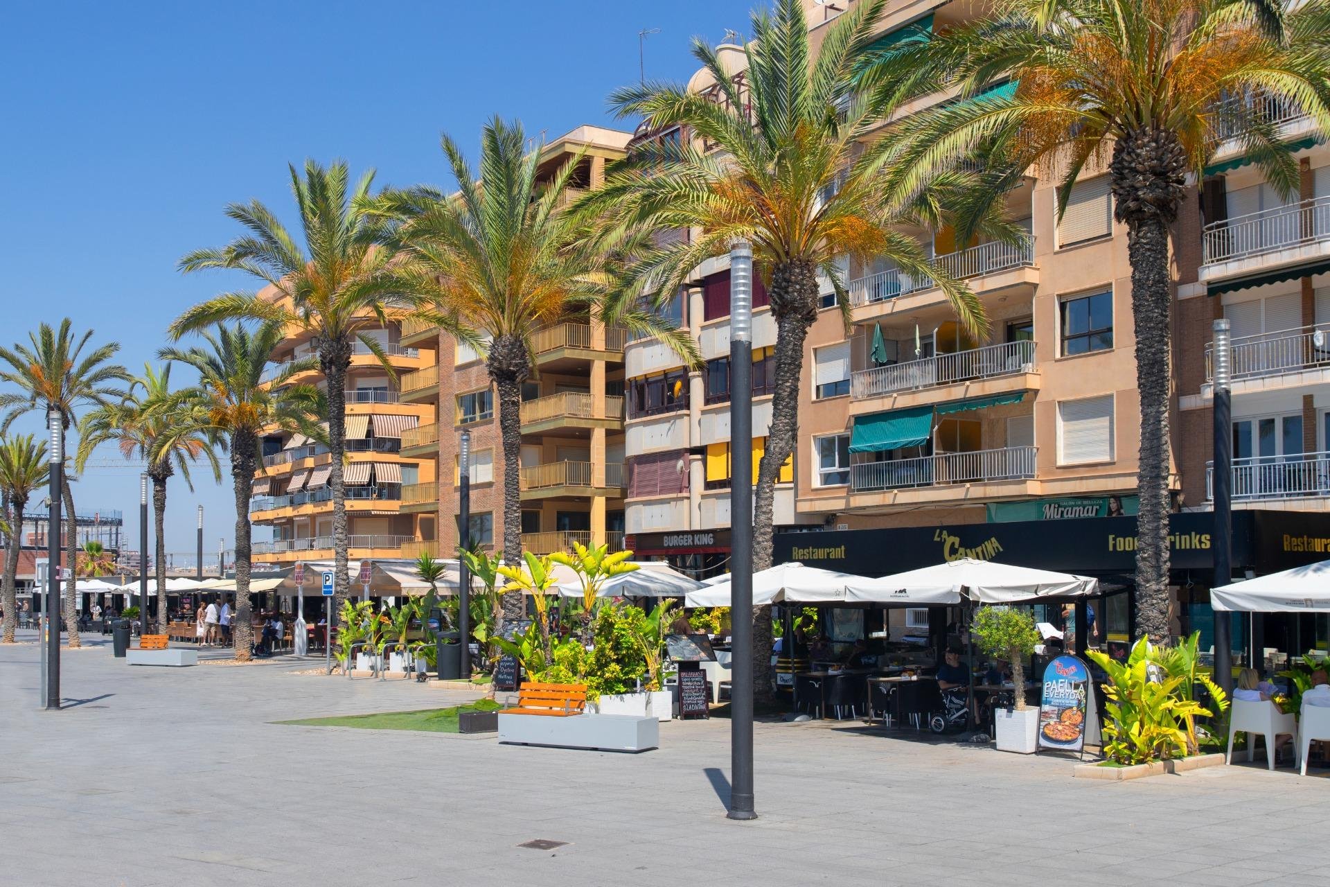 Resale - Penthouse -
Torrevieja - Playa del Cura