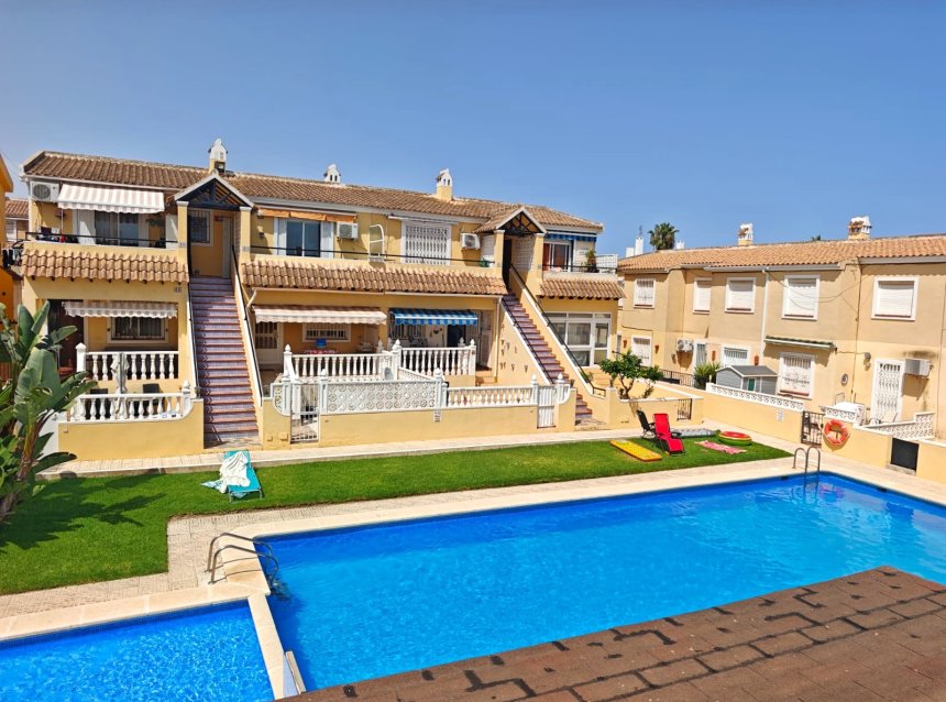 Resale - Penthouse -
Villamartin - Costa Blanca