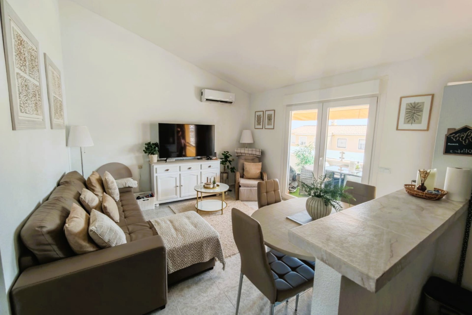 Resale - Penthouse -
Villamartin - Costa Blanca