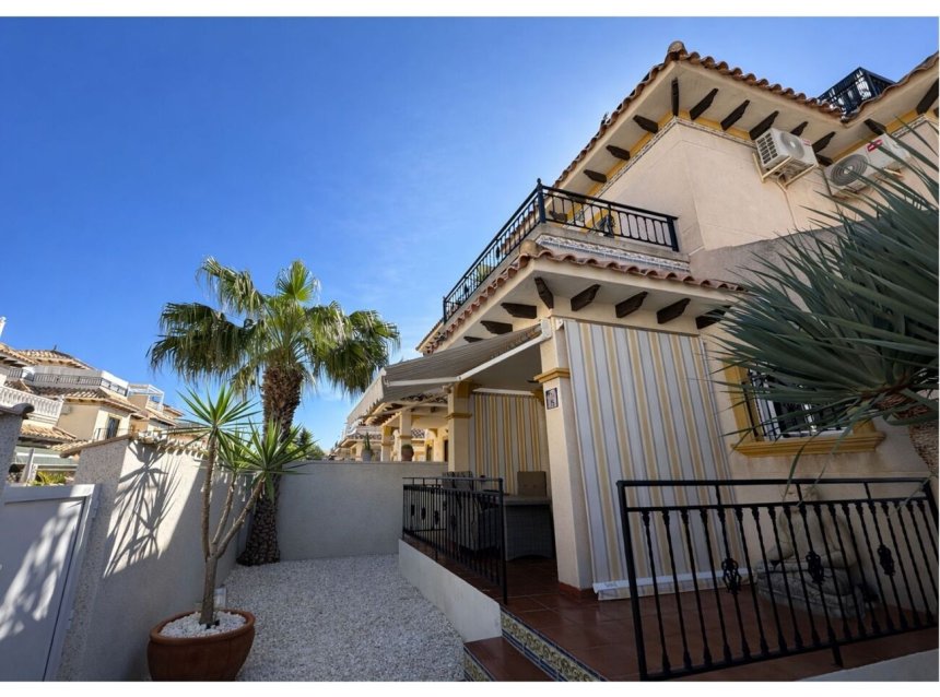 Resale - Quad House -
La Zenia - Costa Blanca