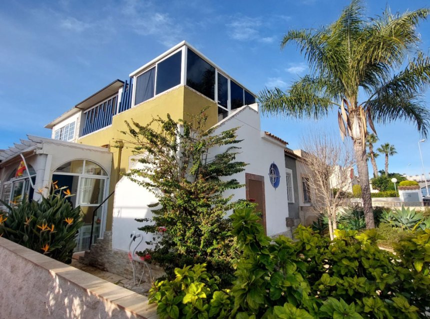 Resale - Quad House -
Orihuela Costa - Punta Prima