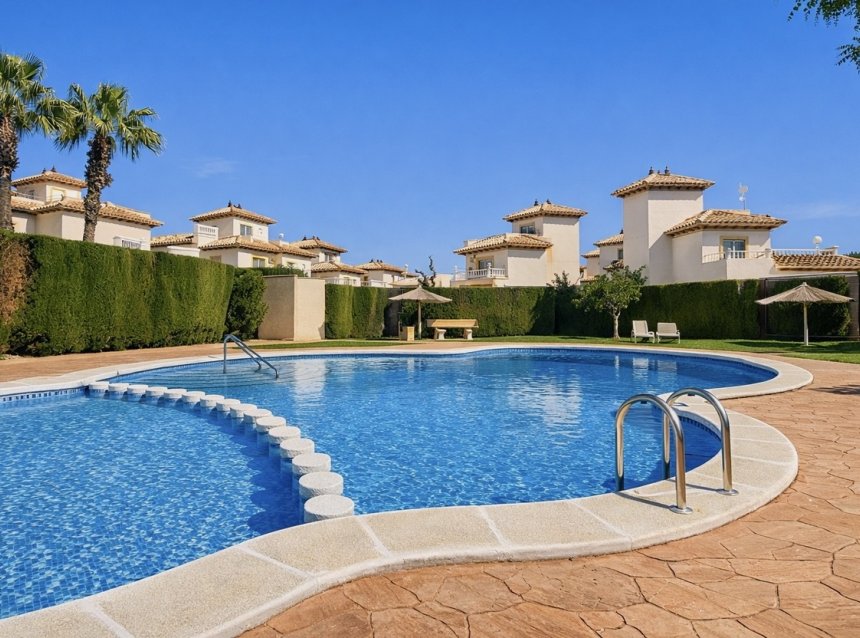 Resale - Quad House -
Orihuela Costa - Villa's San Jose IV