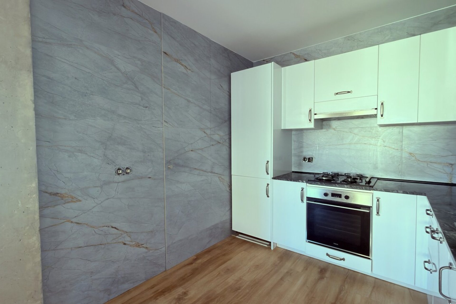 Resale - Semi Detached -
El Galan - Inland