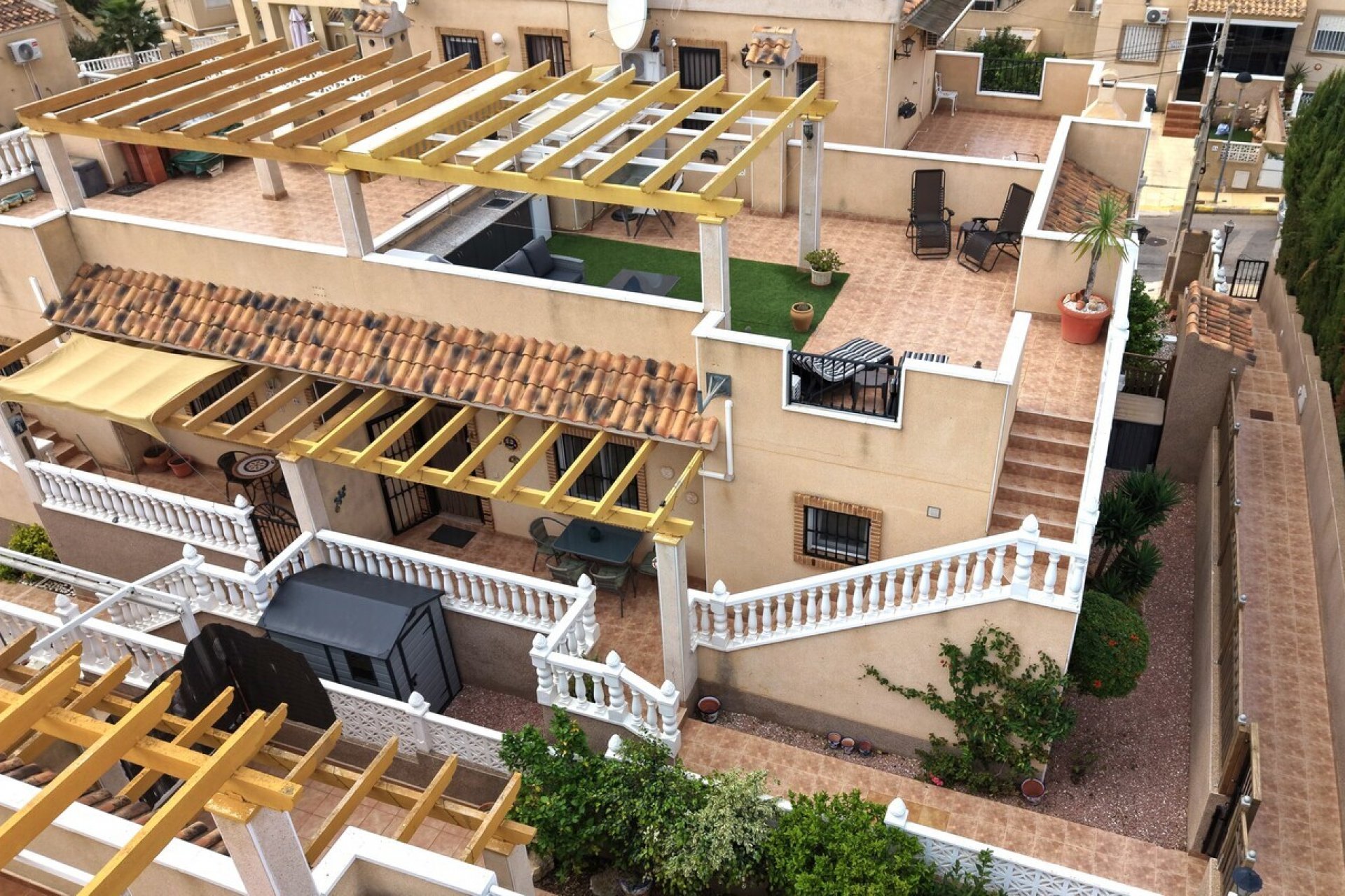 Resale - Semi Detached -
Villamartin - Costa Blanca
