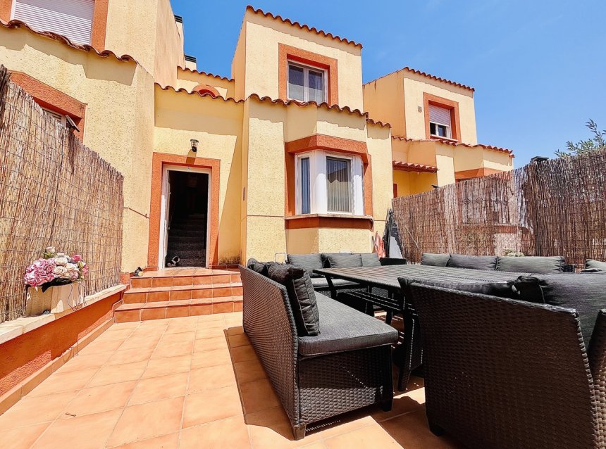 Resale - Town House -
Cabo Roig - Costa Blanca