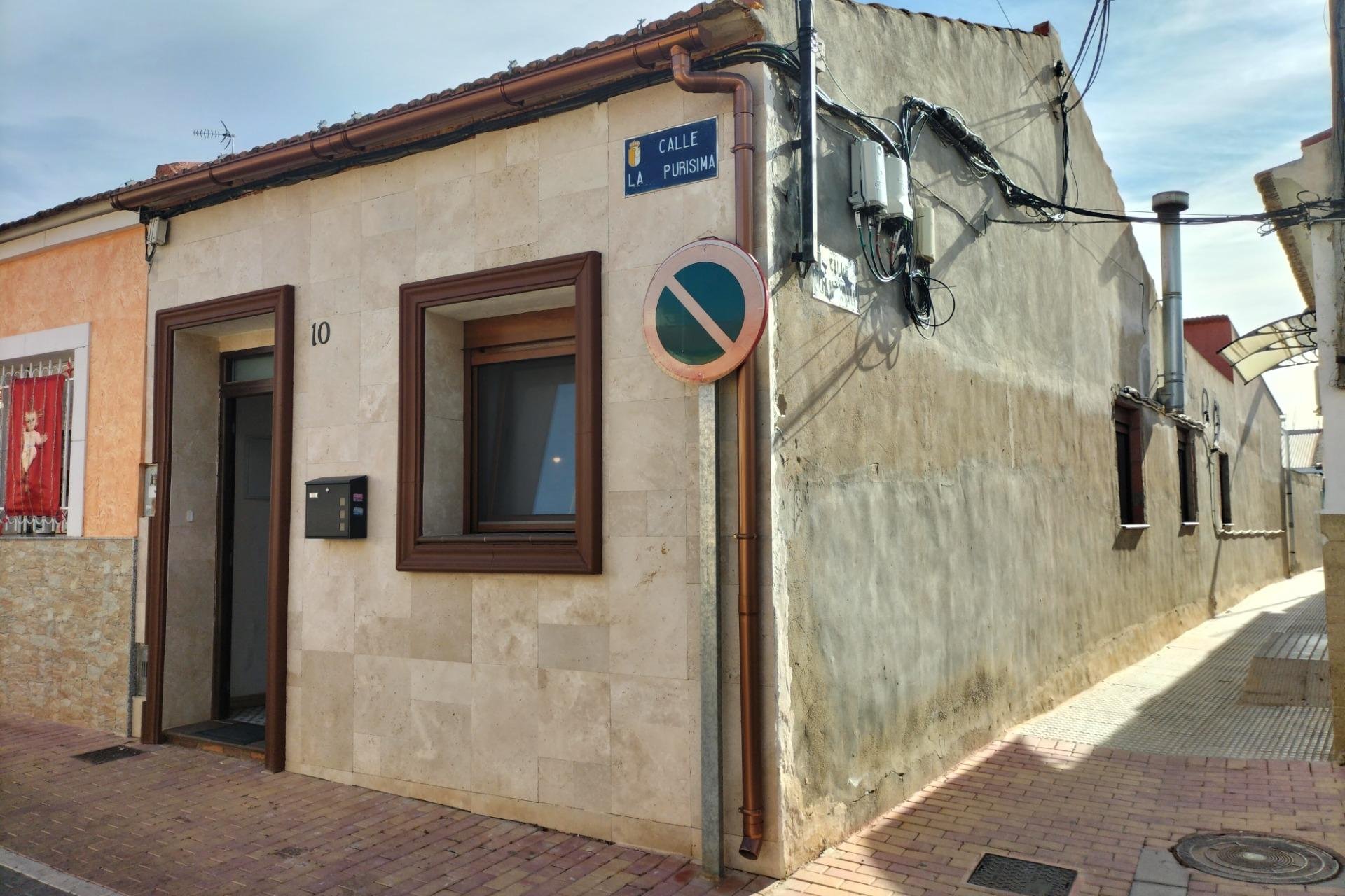 Resale - Town House -
Formentera del Segura - Centro