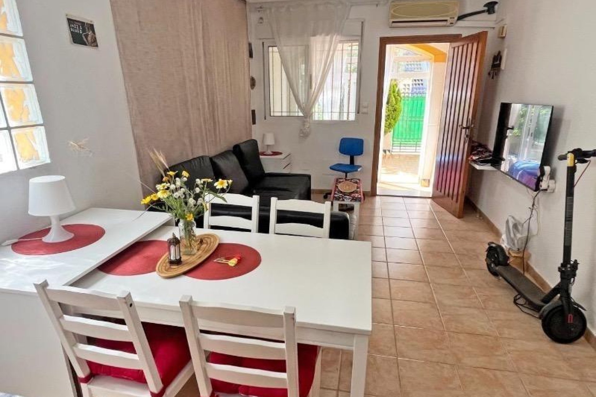 Resale - Town House -
Guardamar del Segura - El Edén - Los Estaños