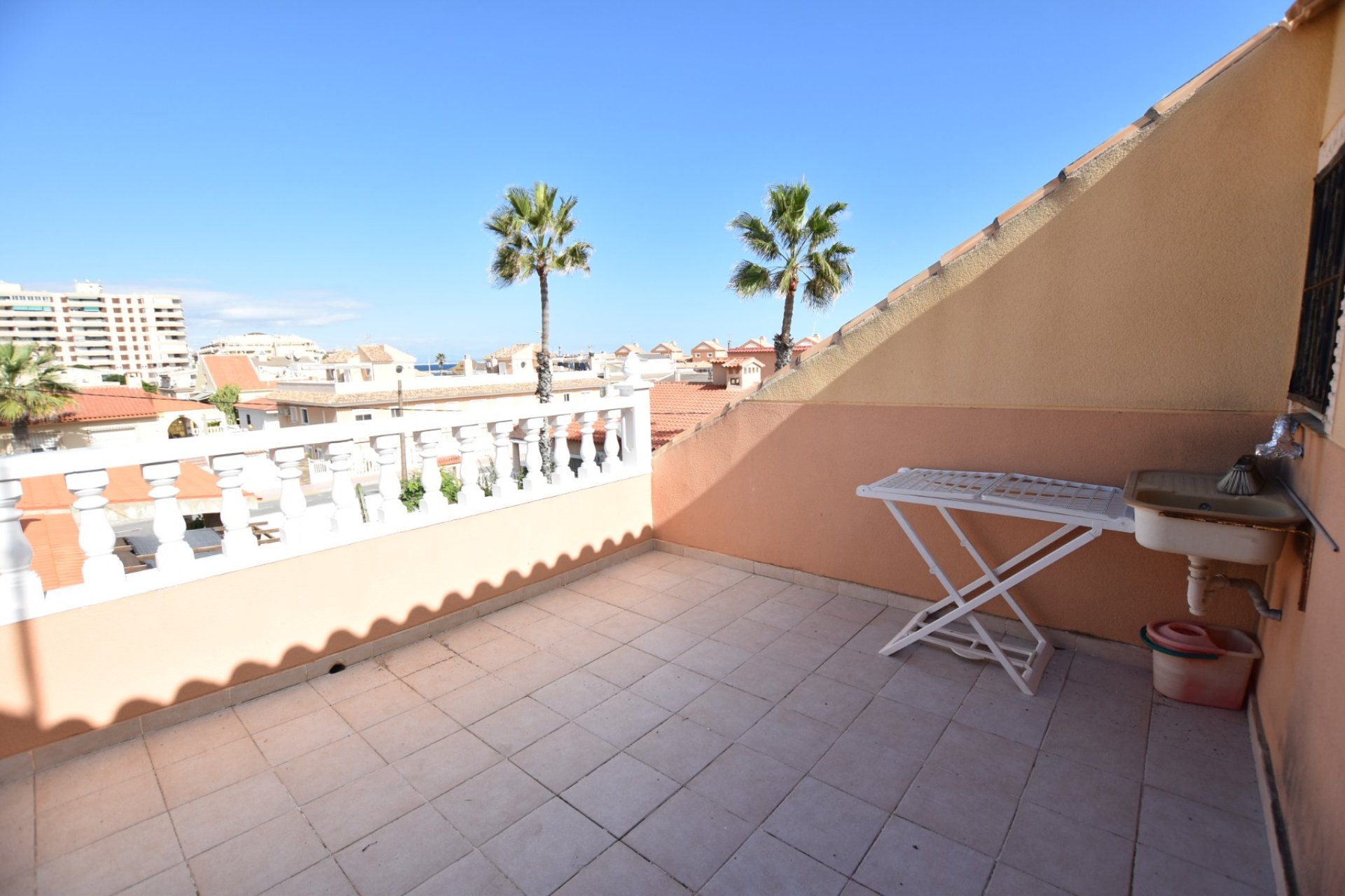 Resale - Town House -
La Mata - Costa Blanca