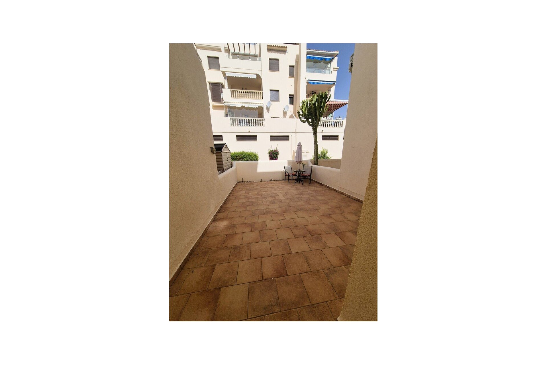 Resale - Town House -
Las Ramblas Golf - Inland