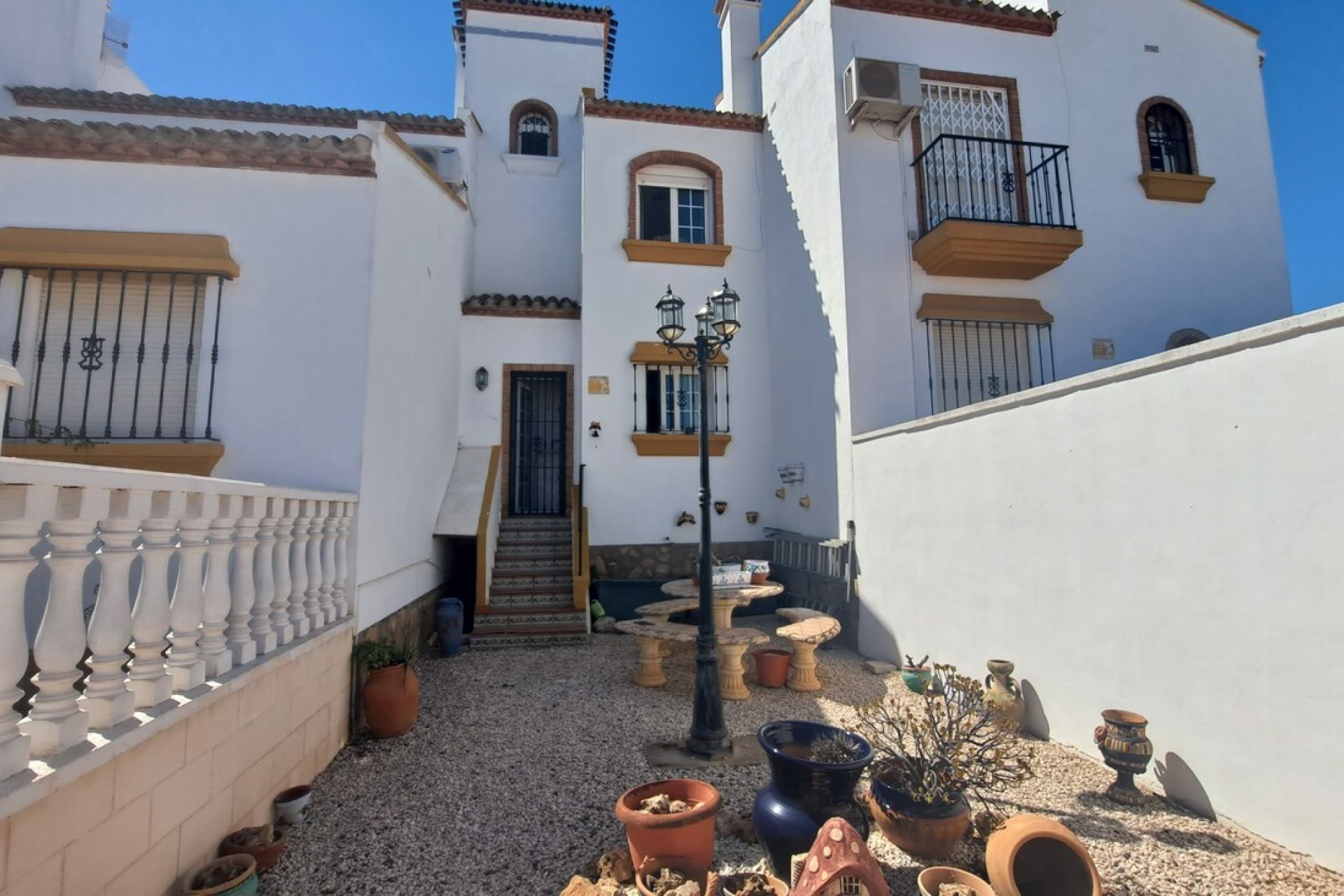 Resale - Town House -
Los Dolses - Inland