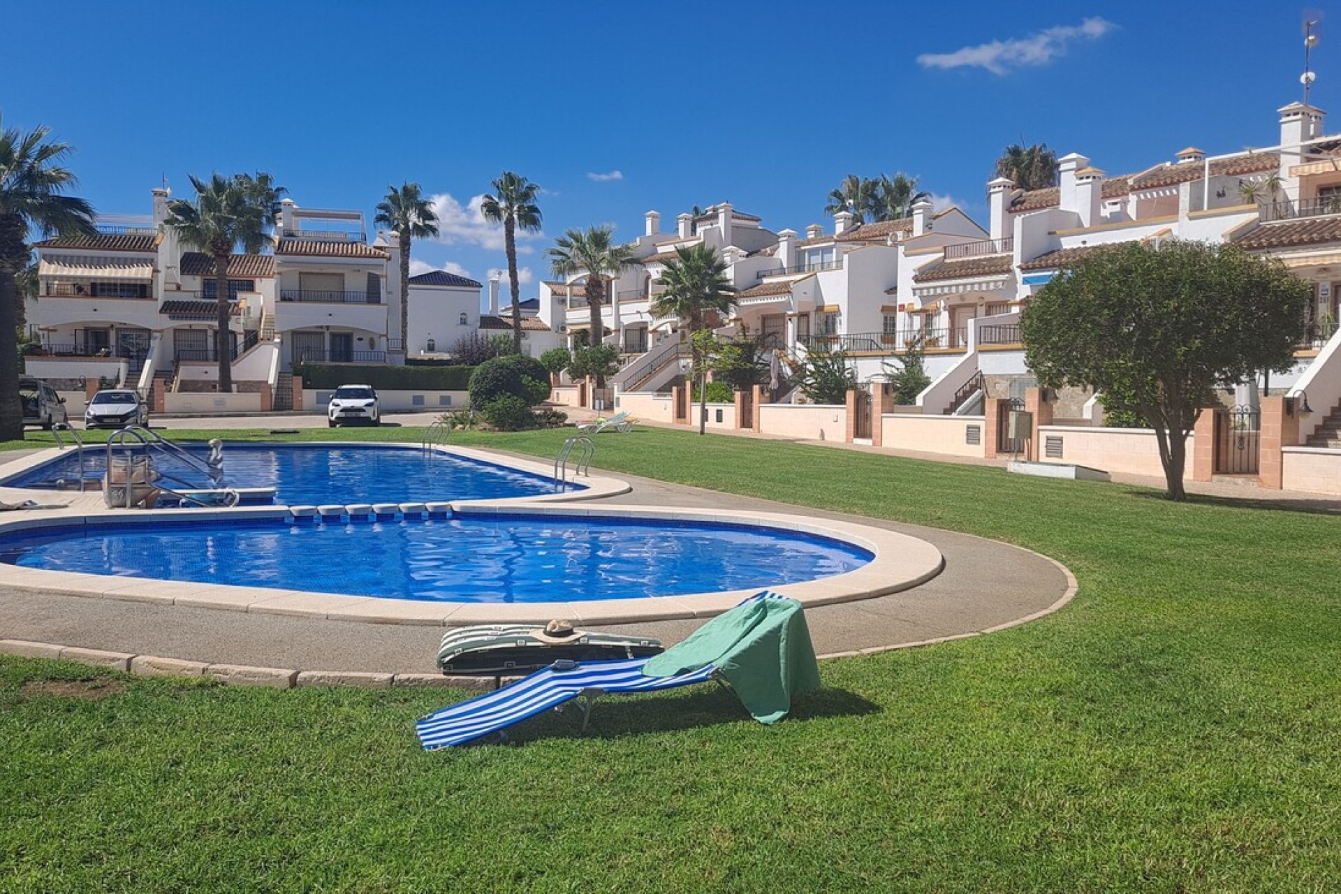 Resale - Town House -
Los Dolses - Inland