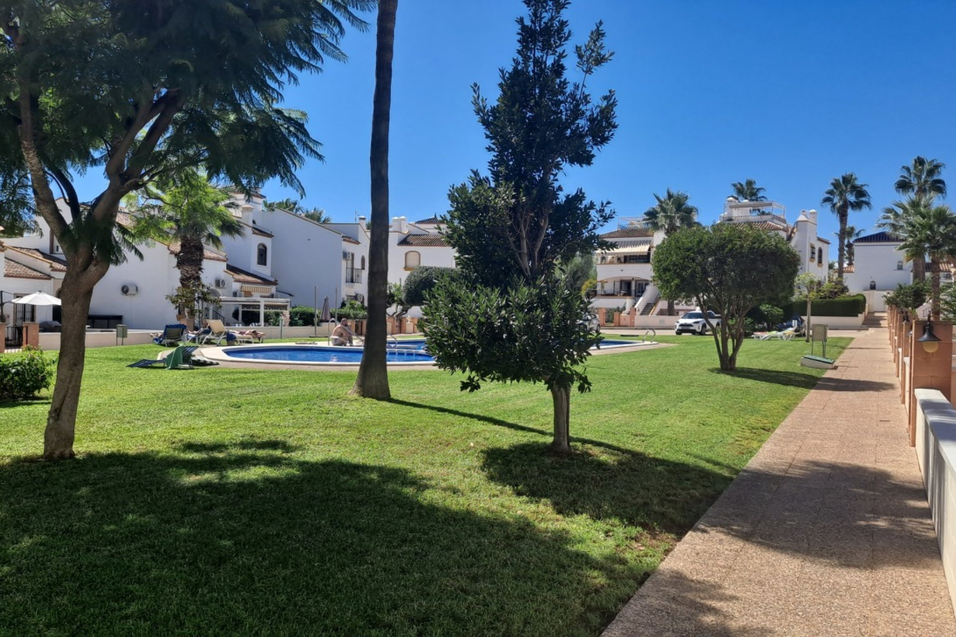 Resale - Town House -
Los Dolses - Inland