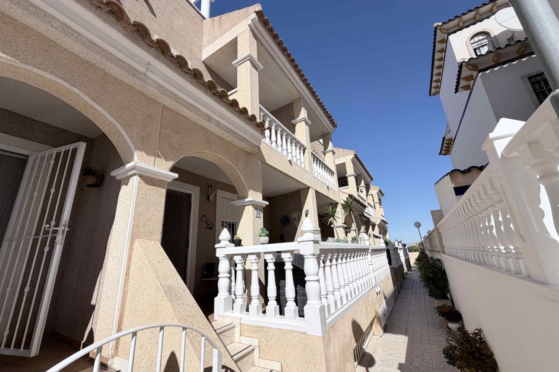 Resale - Town House -
Orihuela Costa - Costa Blanca