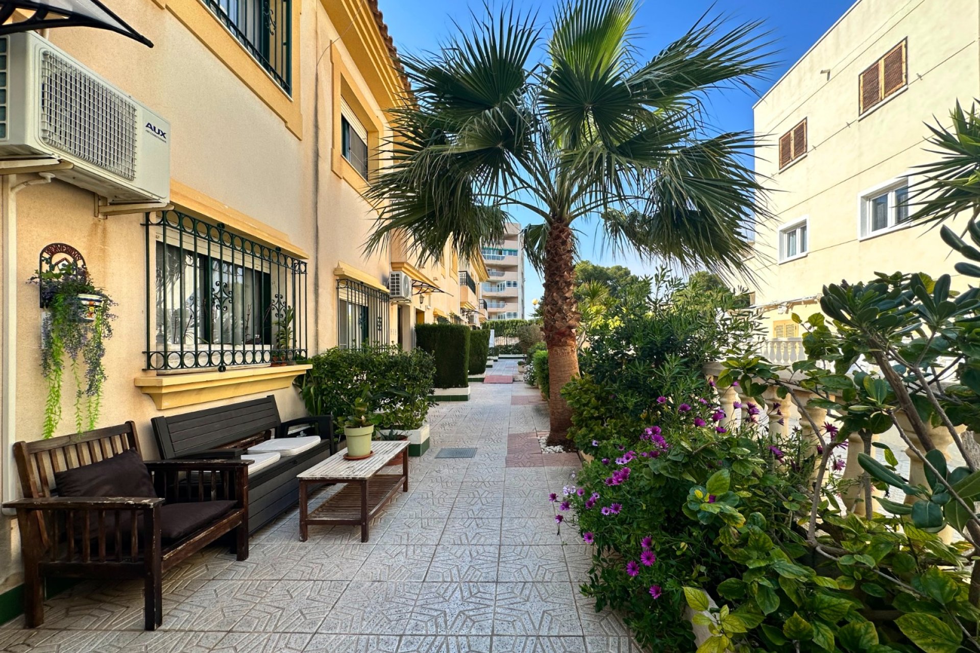 Resale - Town House -
Orihuela Costa - Costa Blanca