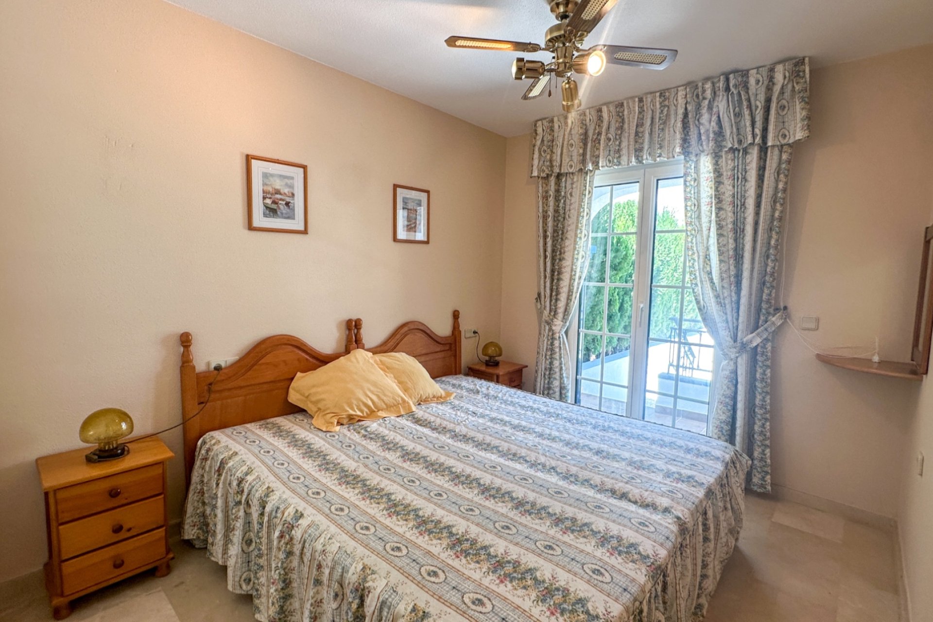 Resale - Town House -
Orihuela Costa - Costa Blanca