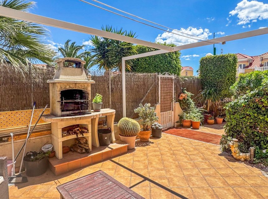 Resale - Town House -
Orihuela Costa - Costa Blanca