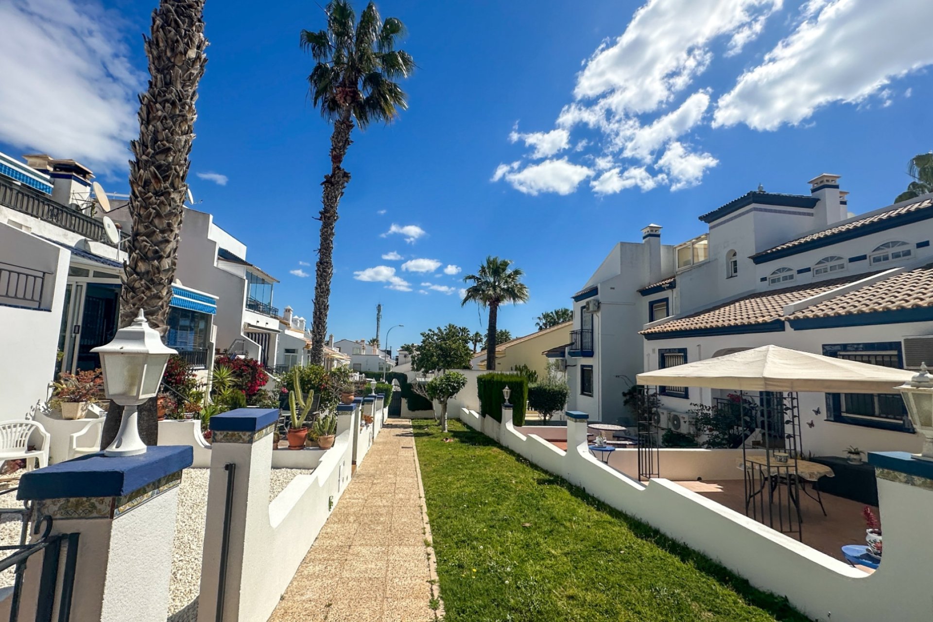 Resale - Town House -
Orihuela Costa - Costa Blanca