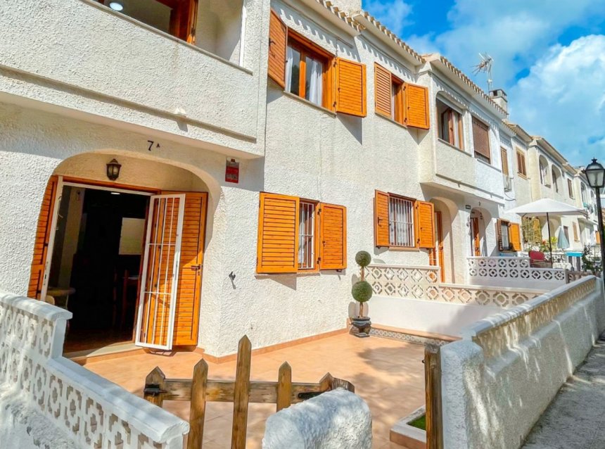 Resale - Town House -
Orihuela Costa - Costa Blanca